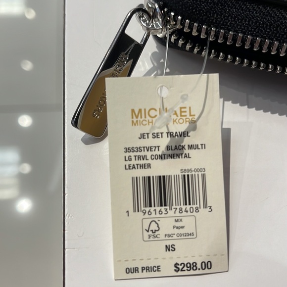 MICHAEL KORS LARGE TRAVEL CONTINENTAL WRISTLET WALLET PHONEHOLDER Black Multi - Picture 9 of 16